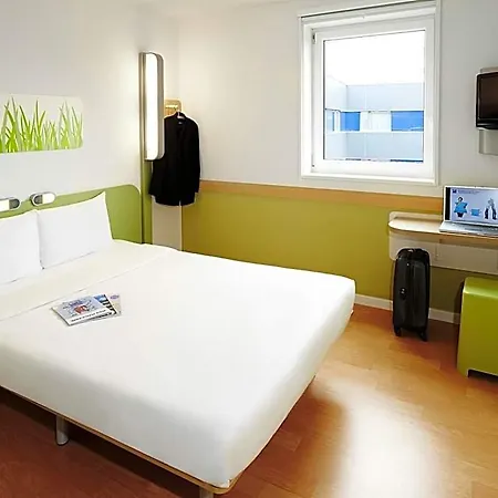 Ibis Budget 2*