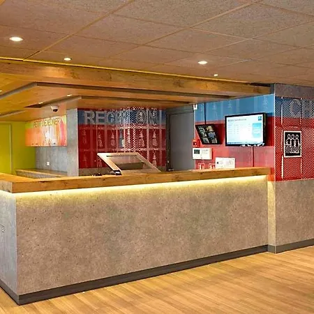 Ibis Budget 2*
