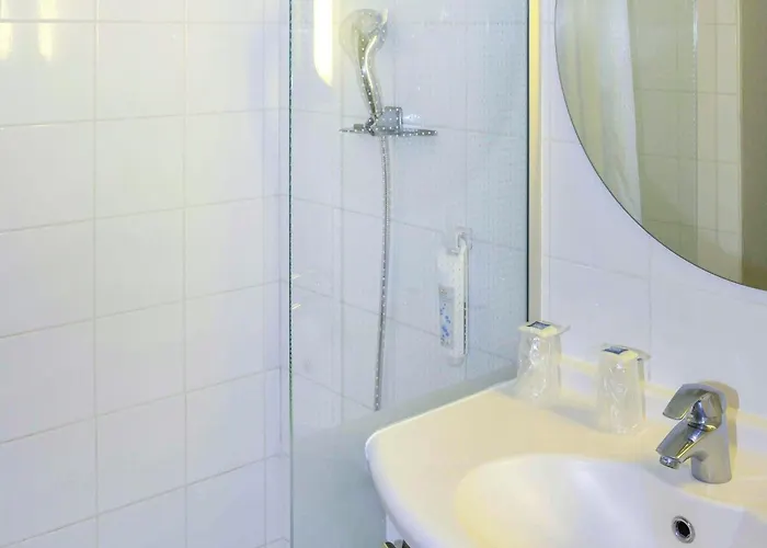 Ibis Budget Hotel 2*